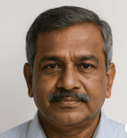 Customer from Bangalore IT office reviewing Gravity UPS Rent service